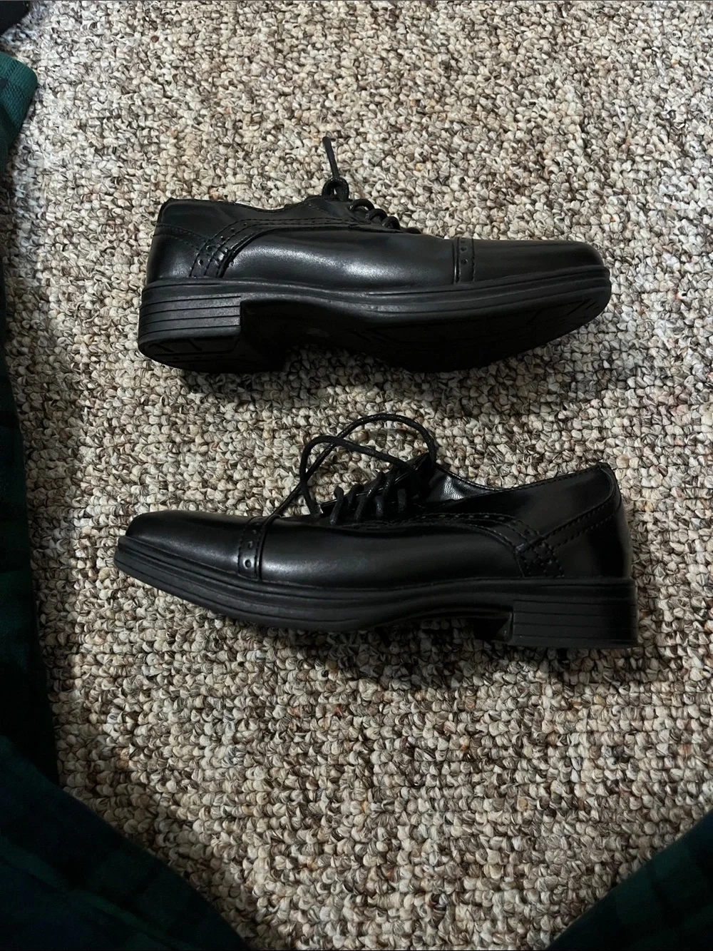 Men's Black Leather Cap-Toe Lace-Up Dress Shoes